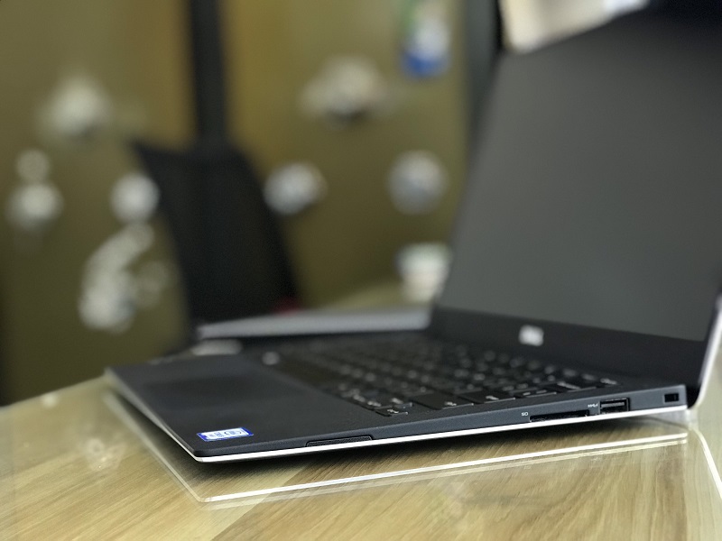 DELL XPS 13 9350 I5 6200U, 8GB, SSD 256GB, 13.3 INCH FULL HD IPS