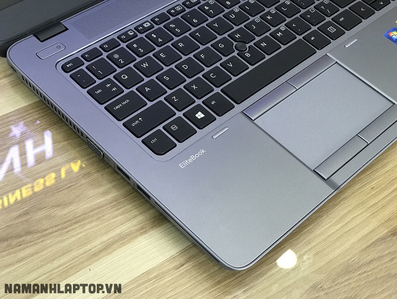 HP Elitebook 840 G2, i5 5300U, 4GB, SSD 128GB, HD+