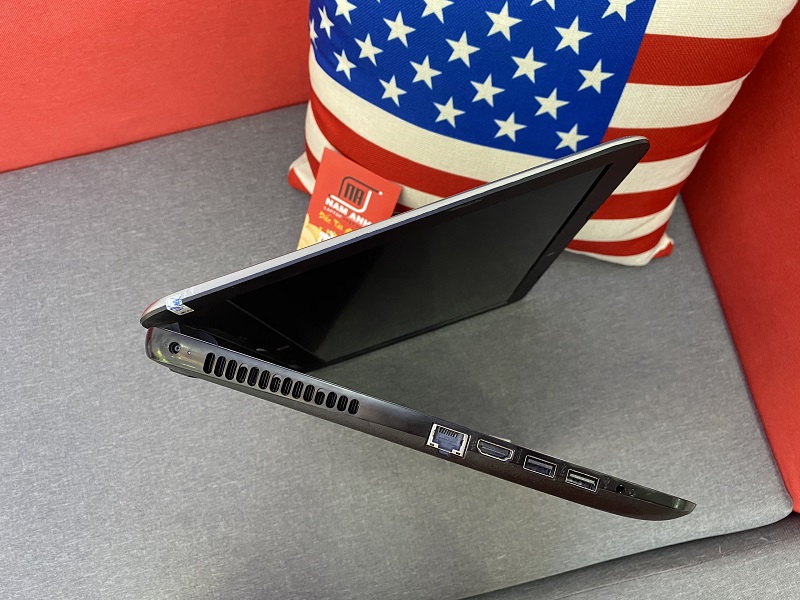 HP Notebook 15 c&oacute; ph&iacute;m số phụ, mỏng nhẹ