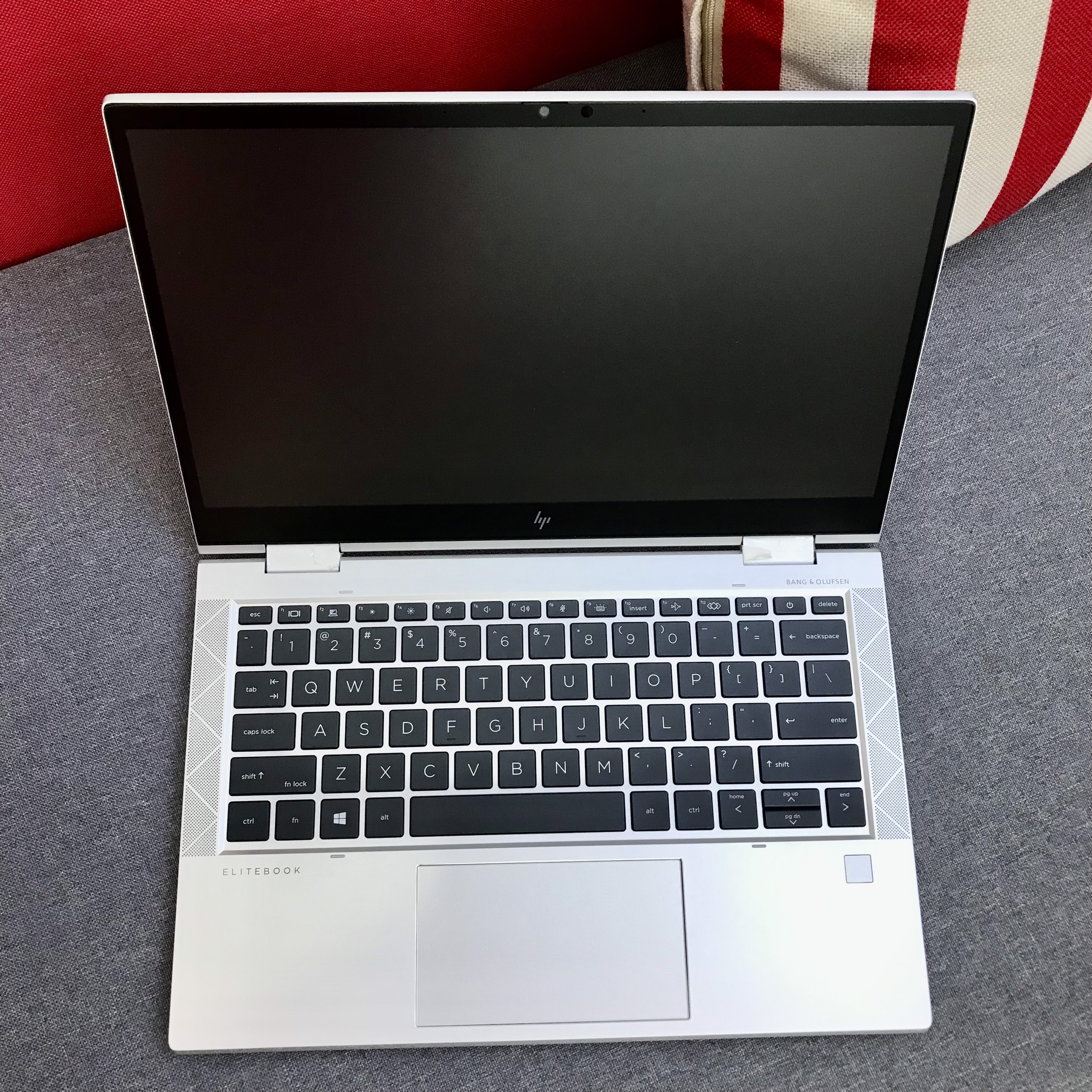 Hp Elitebook X360 830 G7 13.3 inch touch gập 360 mỏng nhẹ