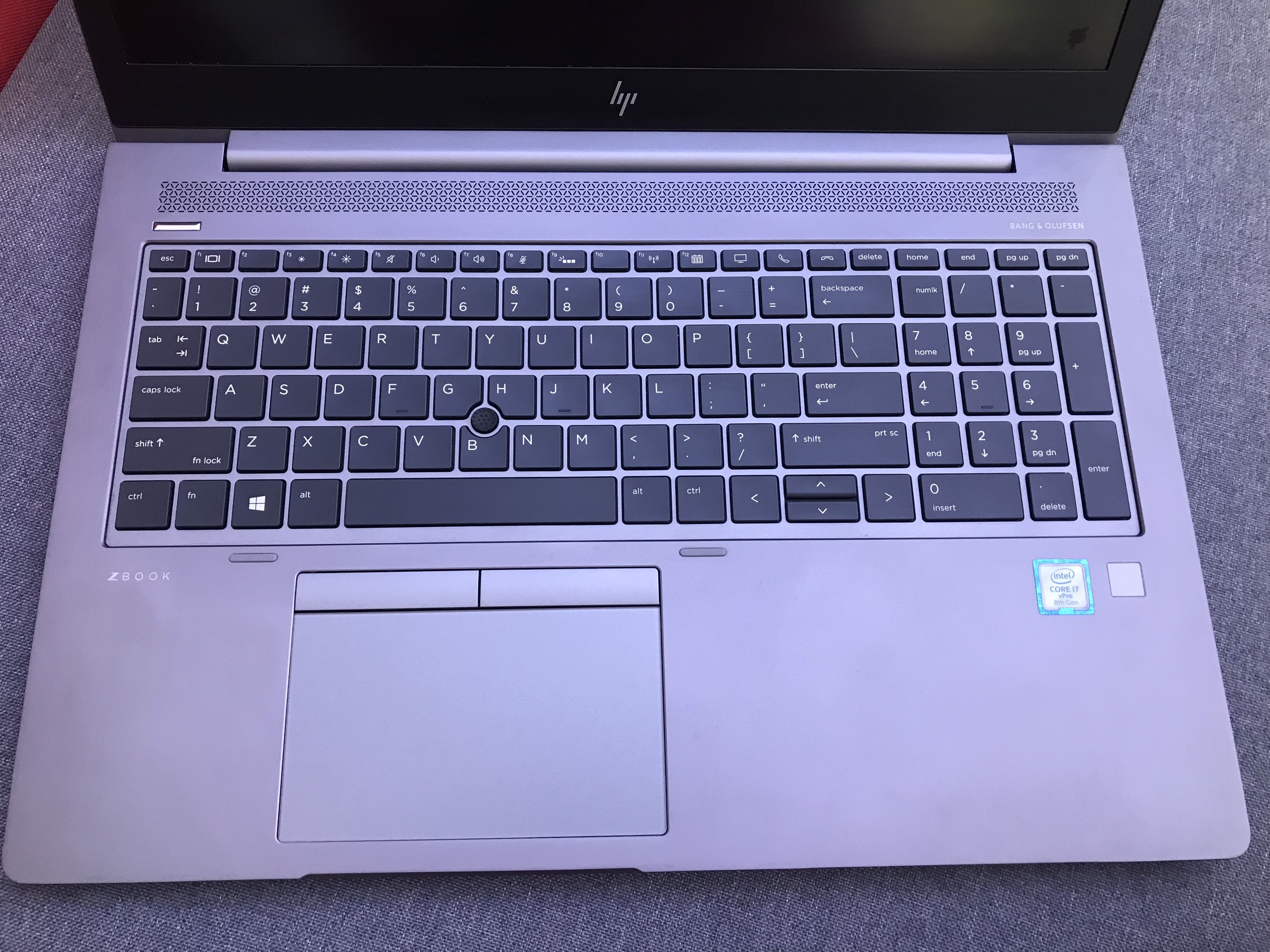 HP Zbook 15U G5 - D&ograve;ng m&aacute;y văn ph&ograve;ng 15.6inch mỏng nhẹ