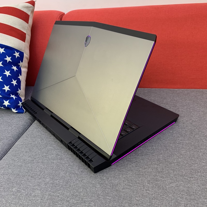 DELL Alienware 15R4 Gaming