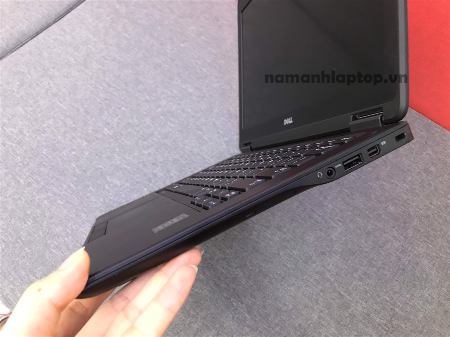 Dell Latitude  E7250 Core i7 Ultrabook gọn nhẹ
