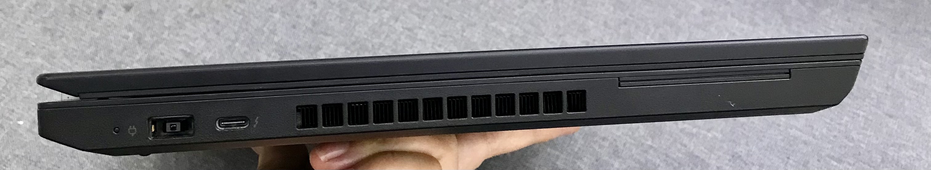 (New outlet) Lenovo ThinkPad P15v Gen 1 Workstation Chuy&ecirc;n Nghiệp